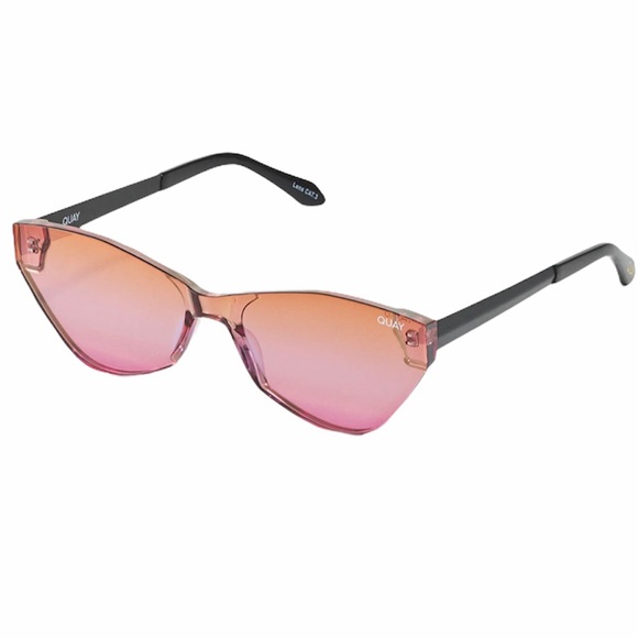 QUAY Catwalk Sunglasses Coral Pink Mirror Lenses - Picture 6 of 9